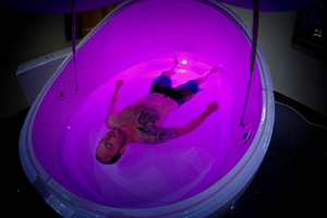 V2 Float Pod